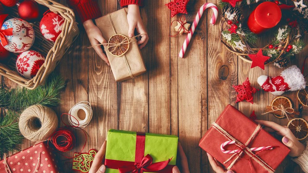 10 Christmas Gifts Under $30